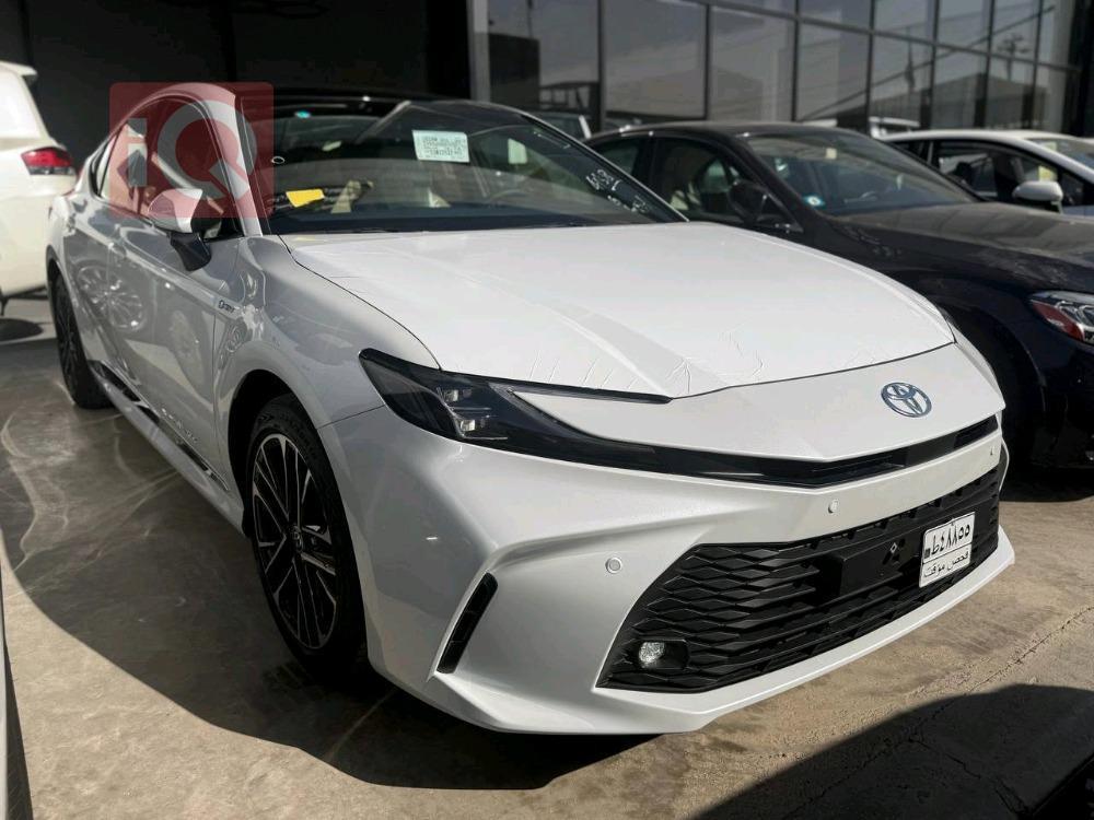 تۆیۆتا کامری